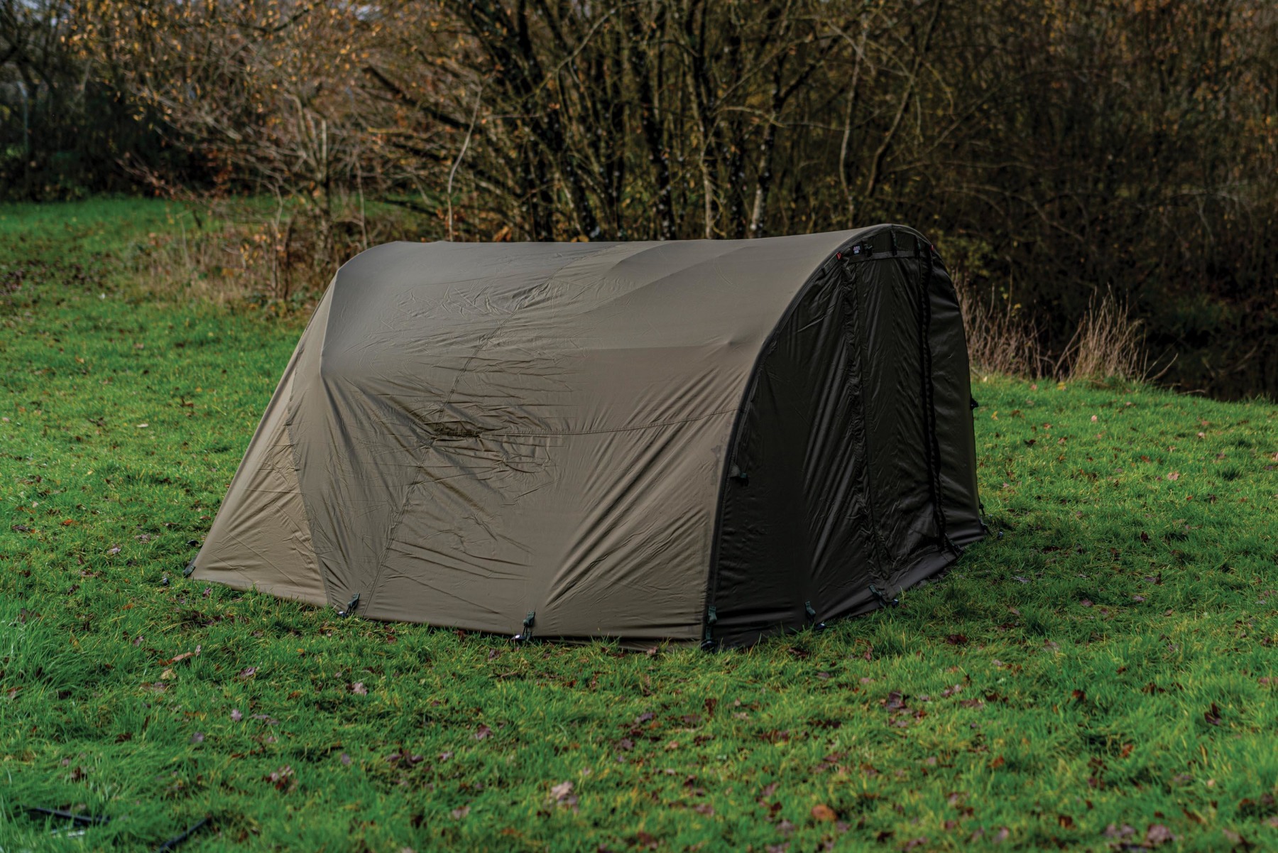 The Uni-Extended Overwrap gives you full dual-layer protection over your existing bivvy