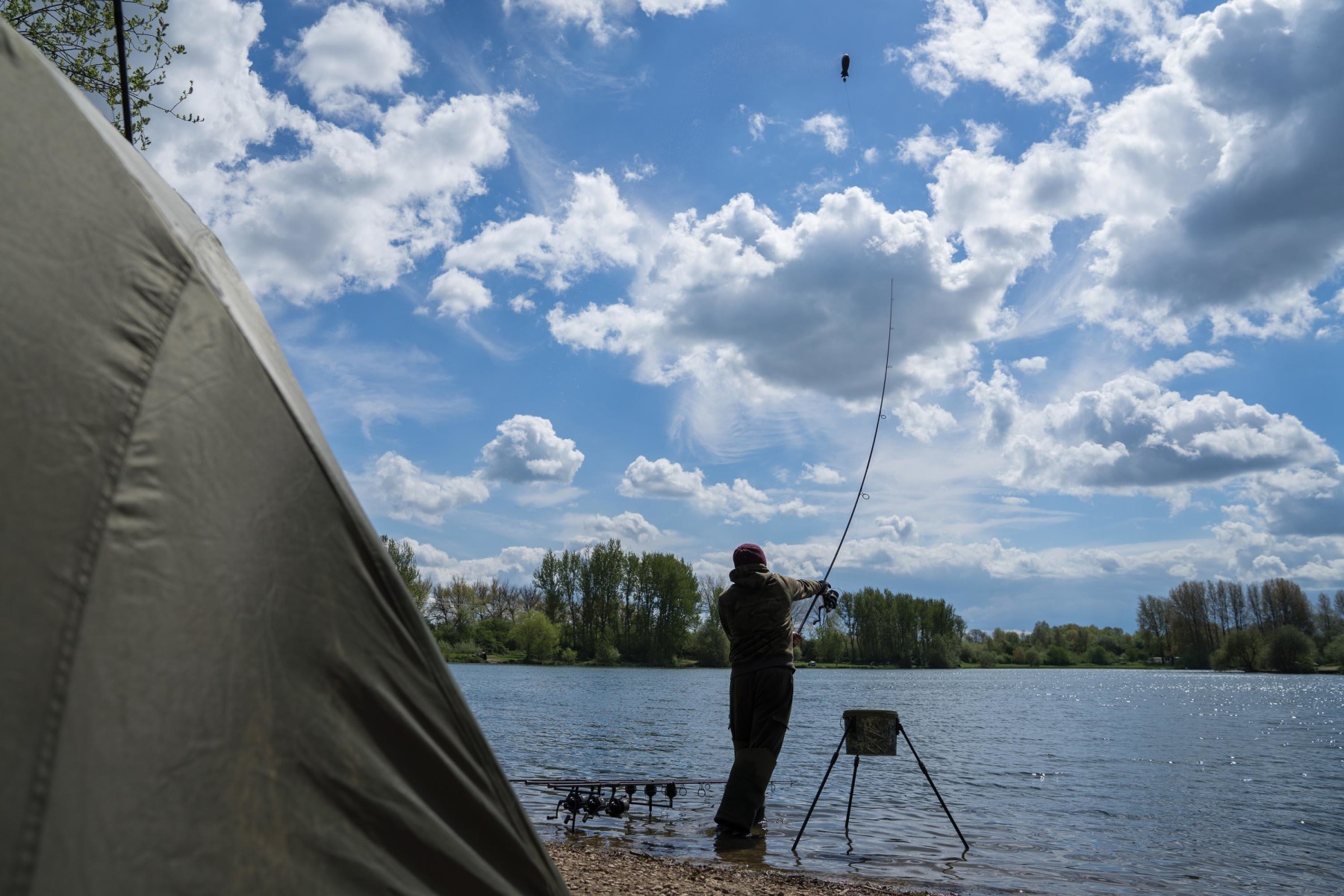 Unlike many anglers, Kev prefers to give them a big hit of food rather than feed little and often