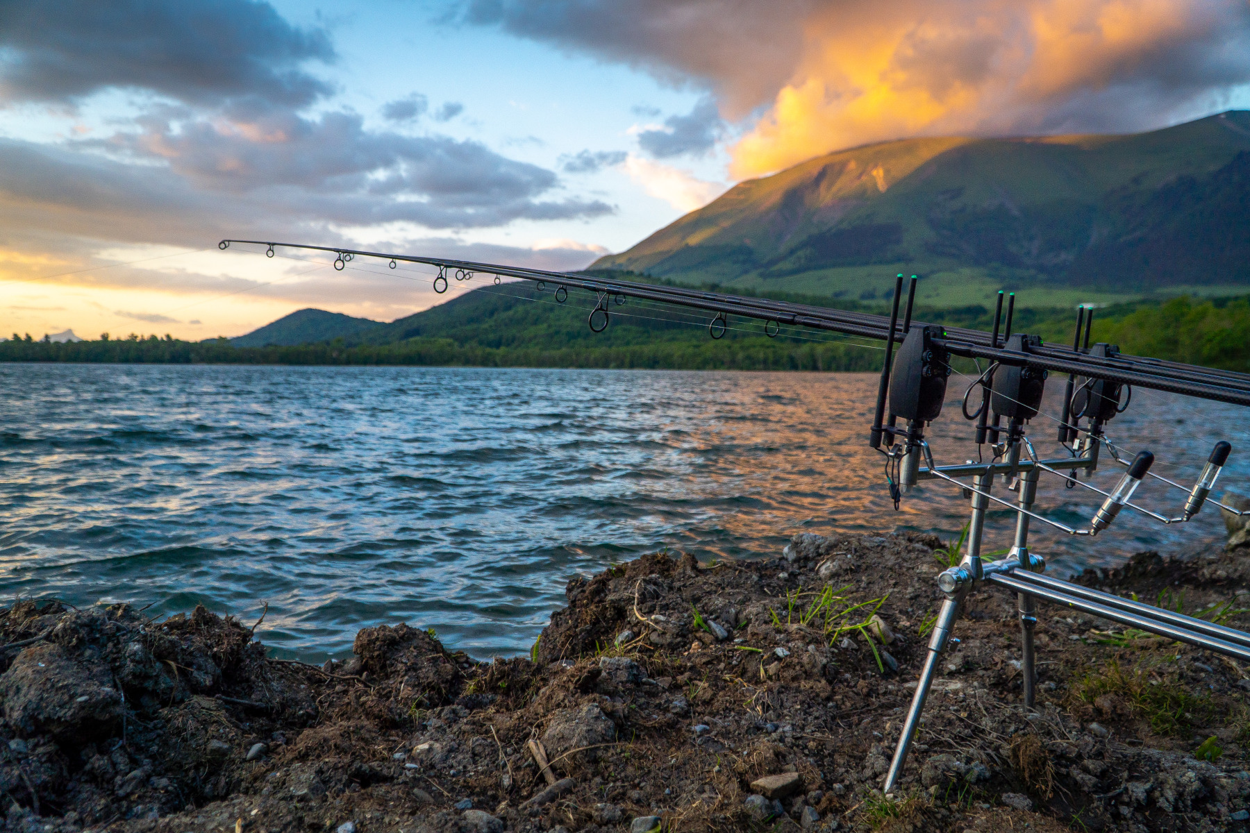 Lac des Cordeliers: a pearl of a pay lake in the French Alps