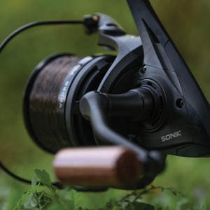 Compact, matt black and complete with a wooden handle knob... The Pro 10000 is stunning!