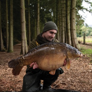 A big, chunky, Boathouse mid-twenty