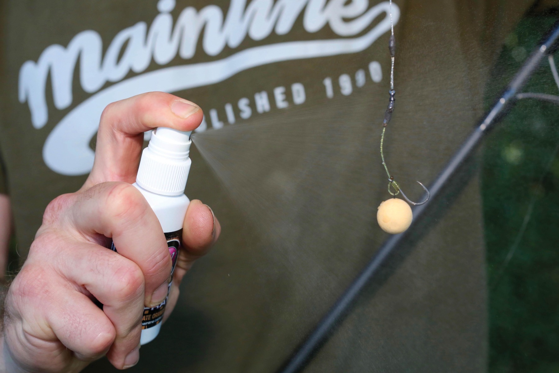The sprays are great for boosting hookbait attraction just before casting out, or for rejuvenating a hookbait that’s not been out long