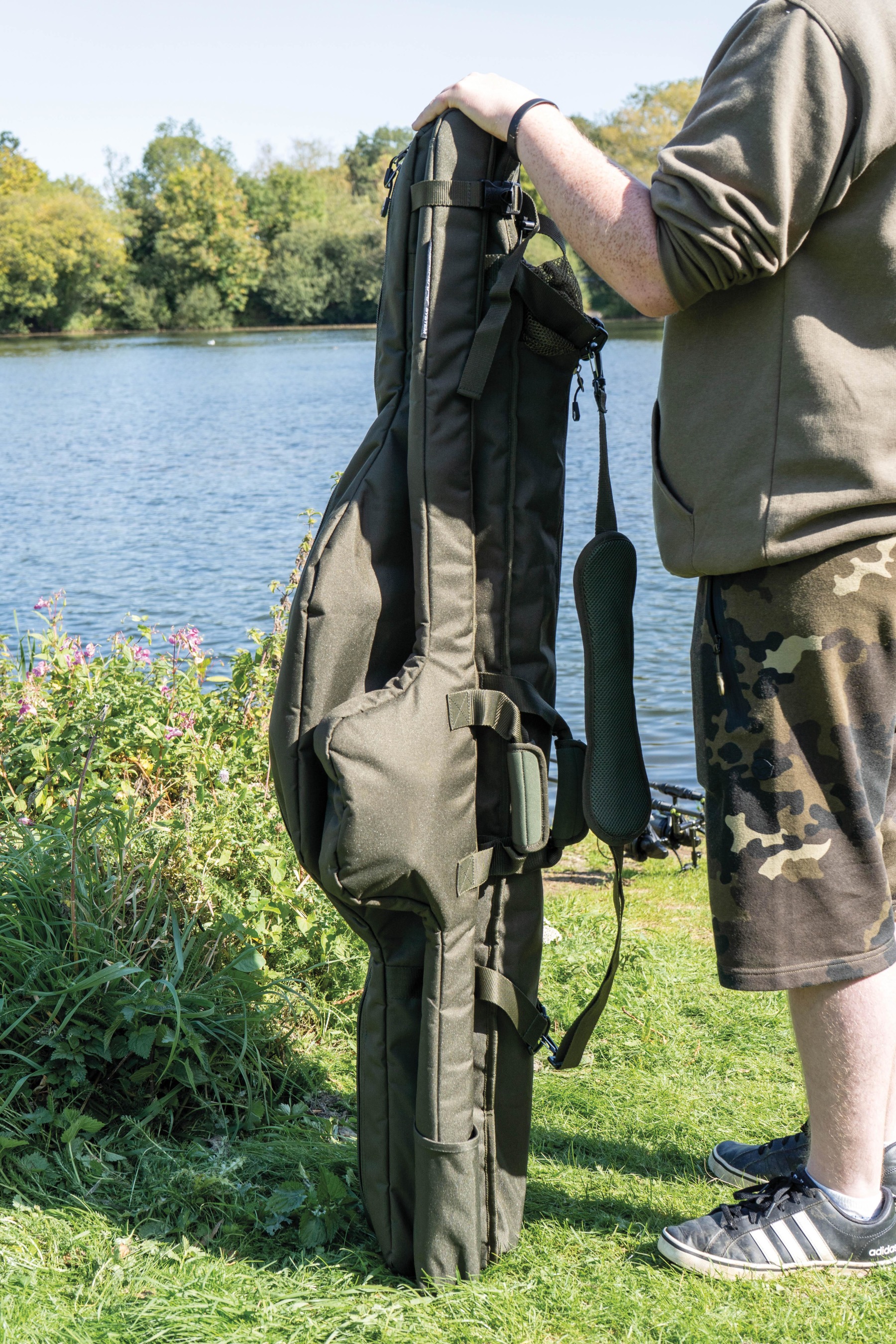 EXT Three Rod Holdall 