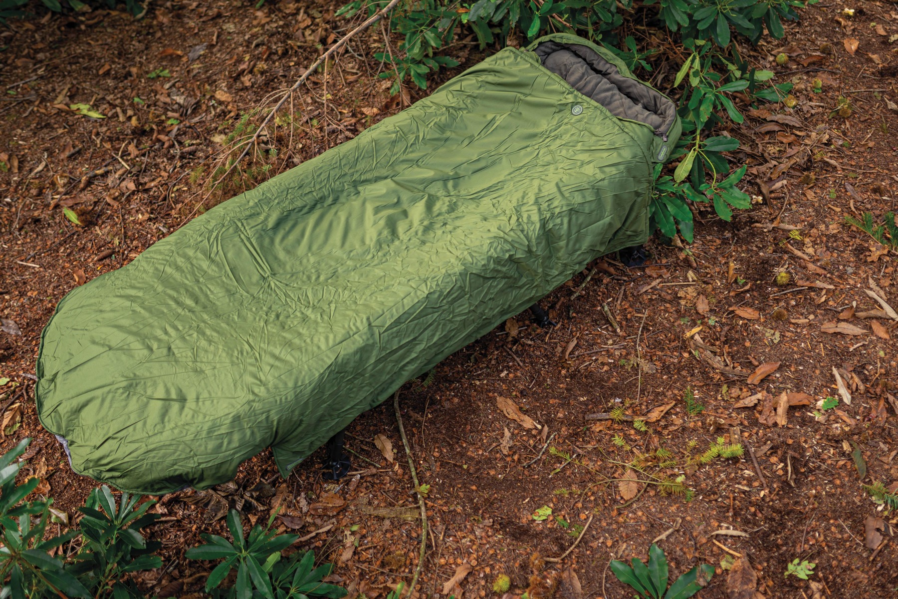 The Comforter Bedchair Cover adds an additional layer of warmth 